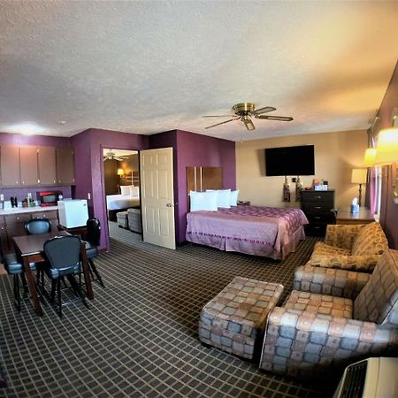 Star Plus Inn & Suites Selmer Dış mekan fotoğraf