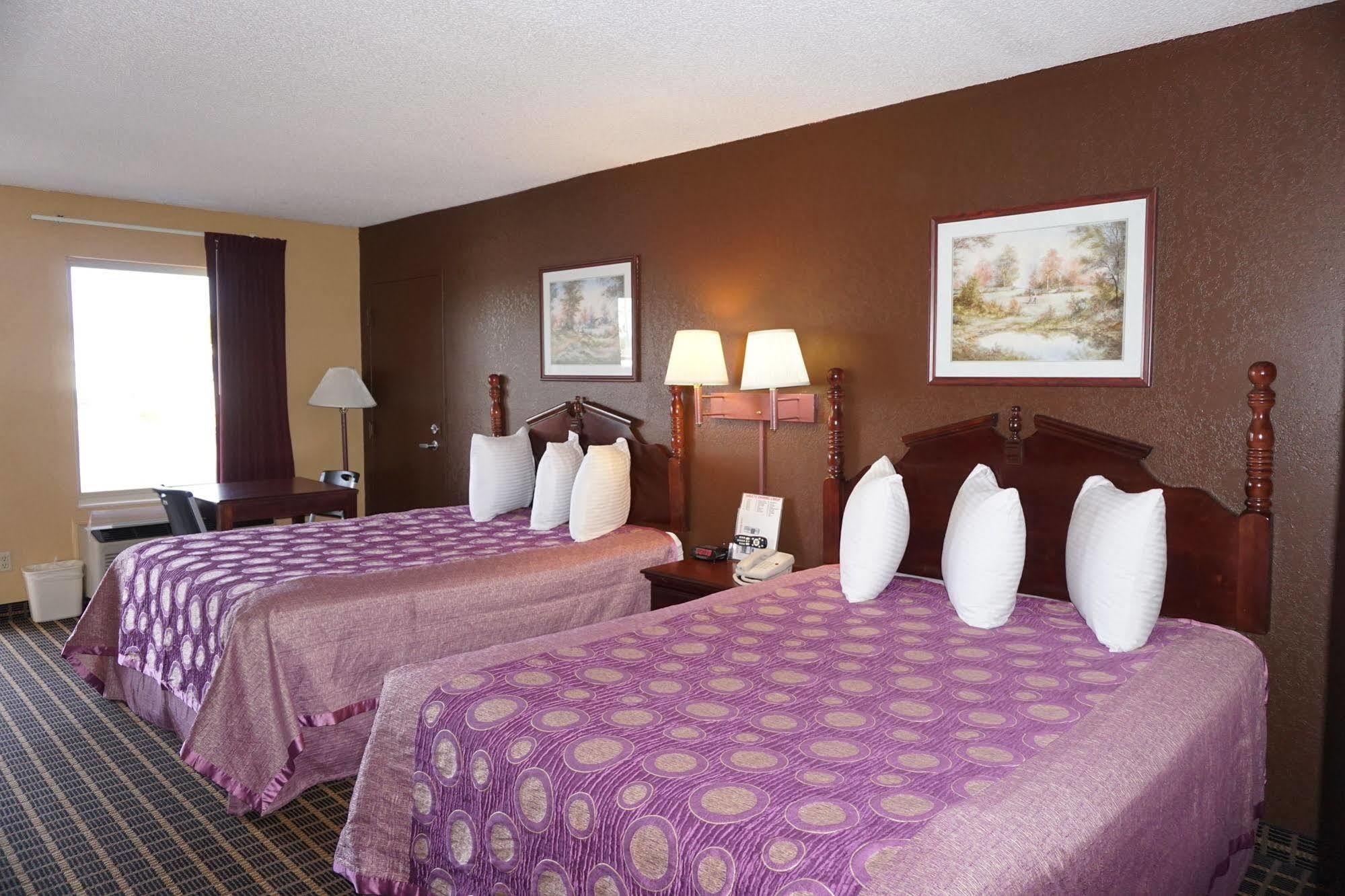 Star Plus Inn & Suites Selmer Dış mekan fotoğraf