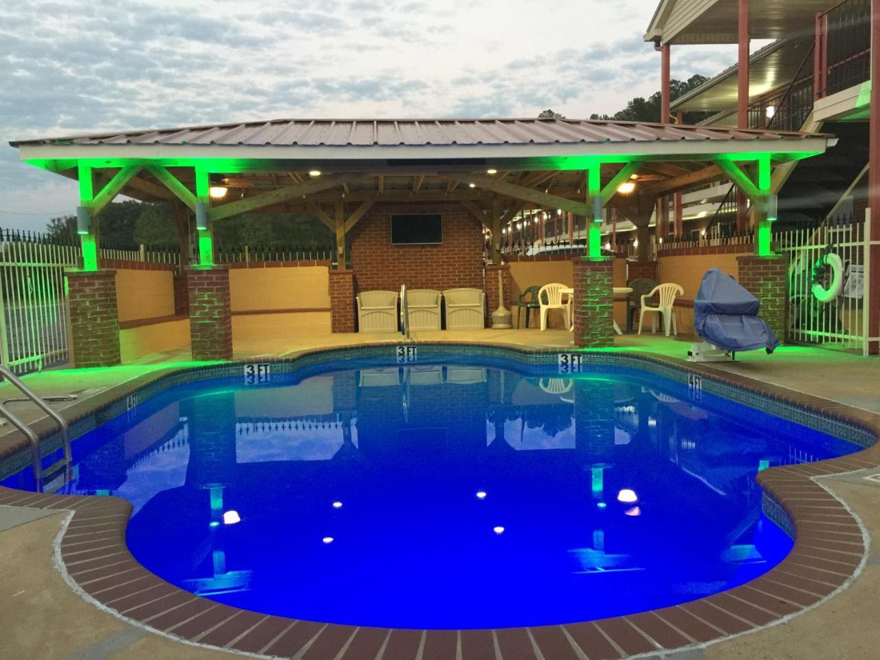 Star Plus Inn & Suites Selmer Dış mekan fotoğraf