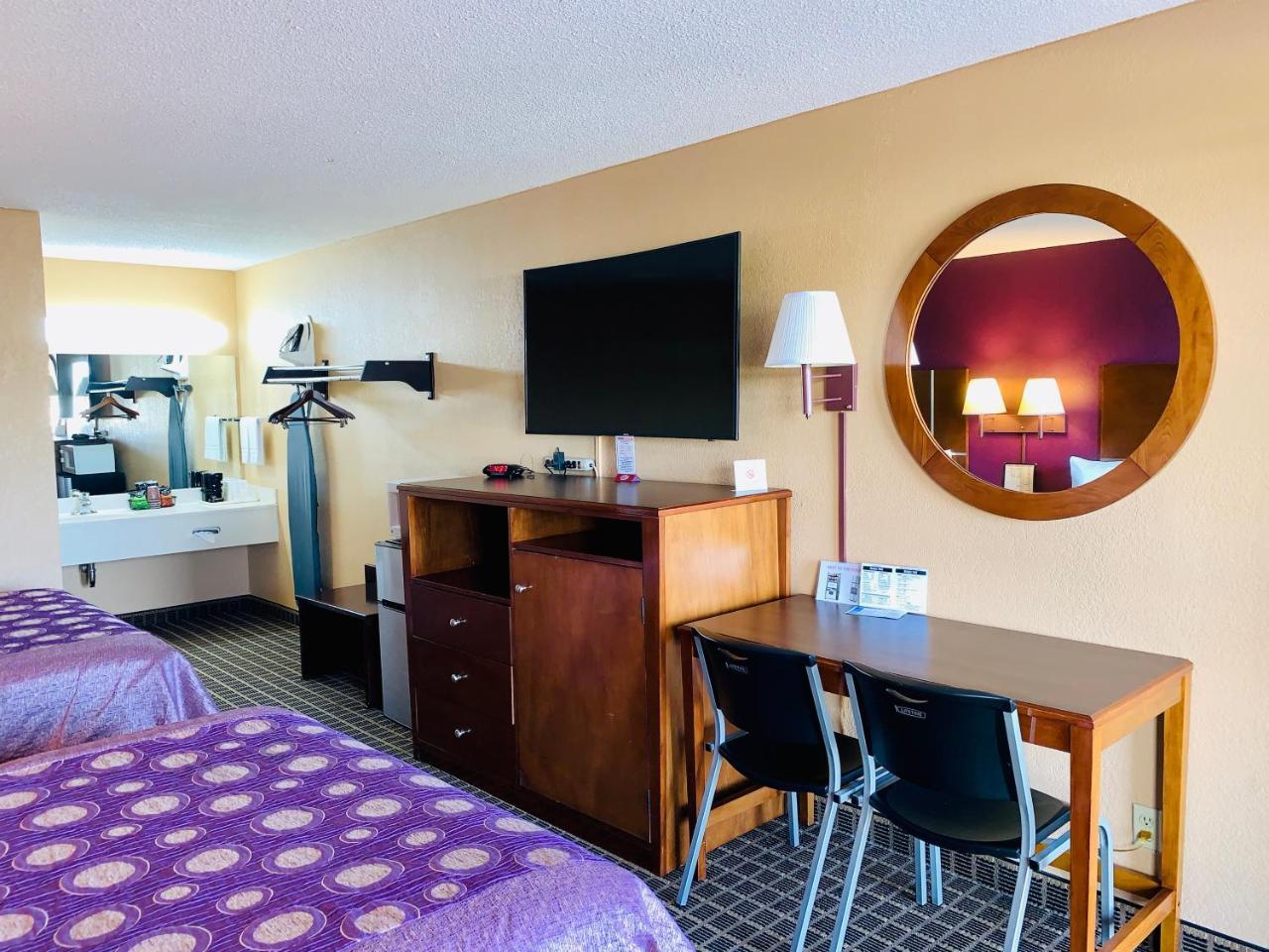 Star Plus Inn & Suites Selmer Dış mekan fotoğraf
