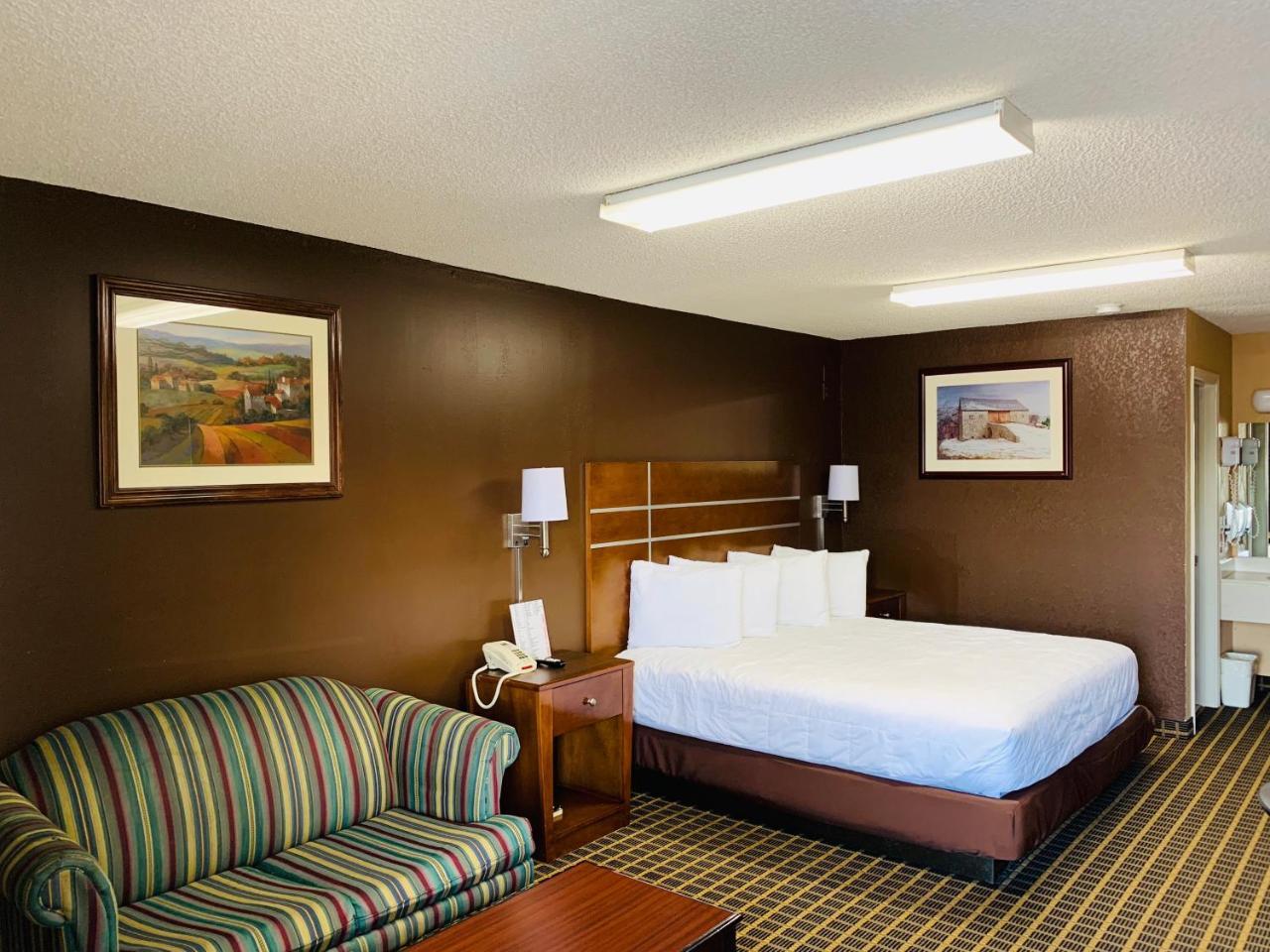 Star Plus Inn & Suites Selmer Dış mekan fotoğraf