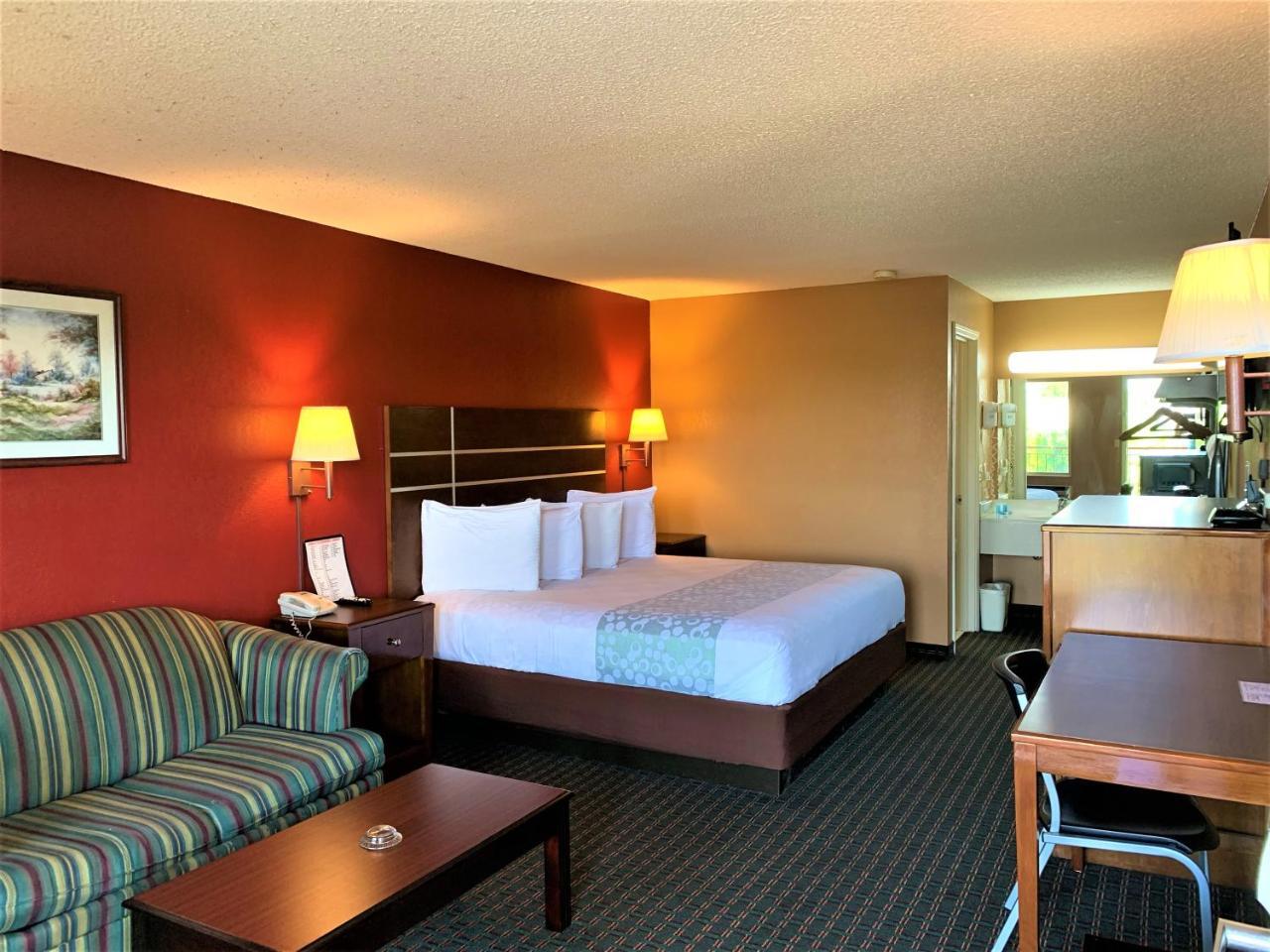 Star Plus Inn & Suites Selmer Dış mekan fotoğraf