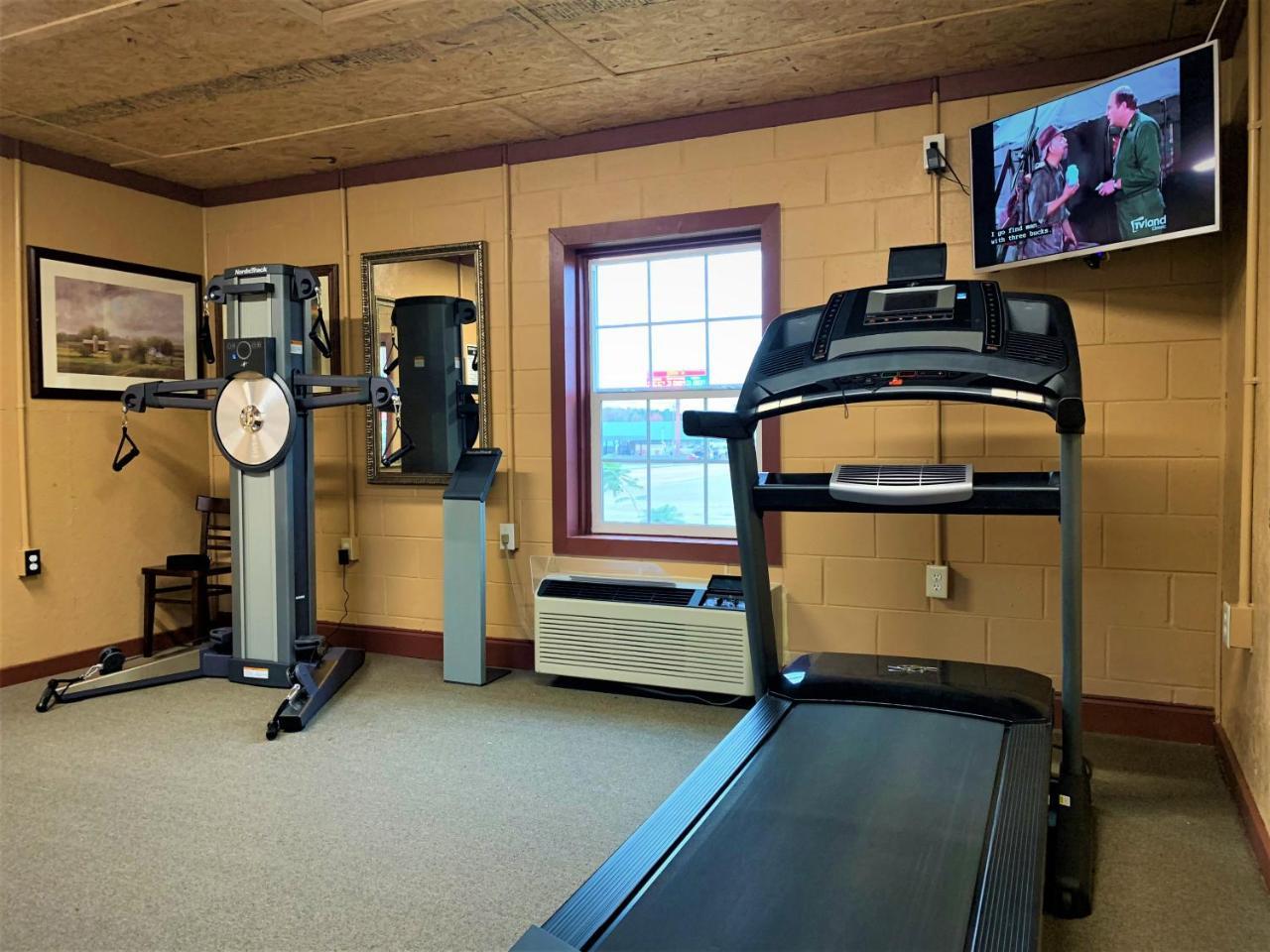 Star Plus Inn & Suites Selmer Dış mekan fotoğraf